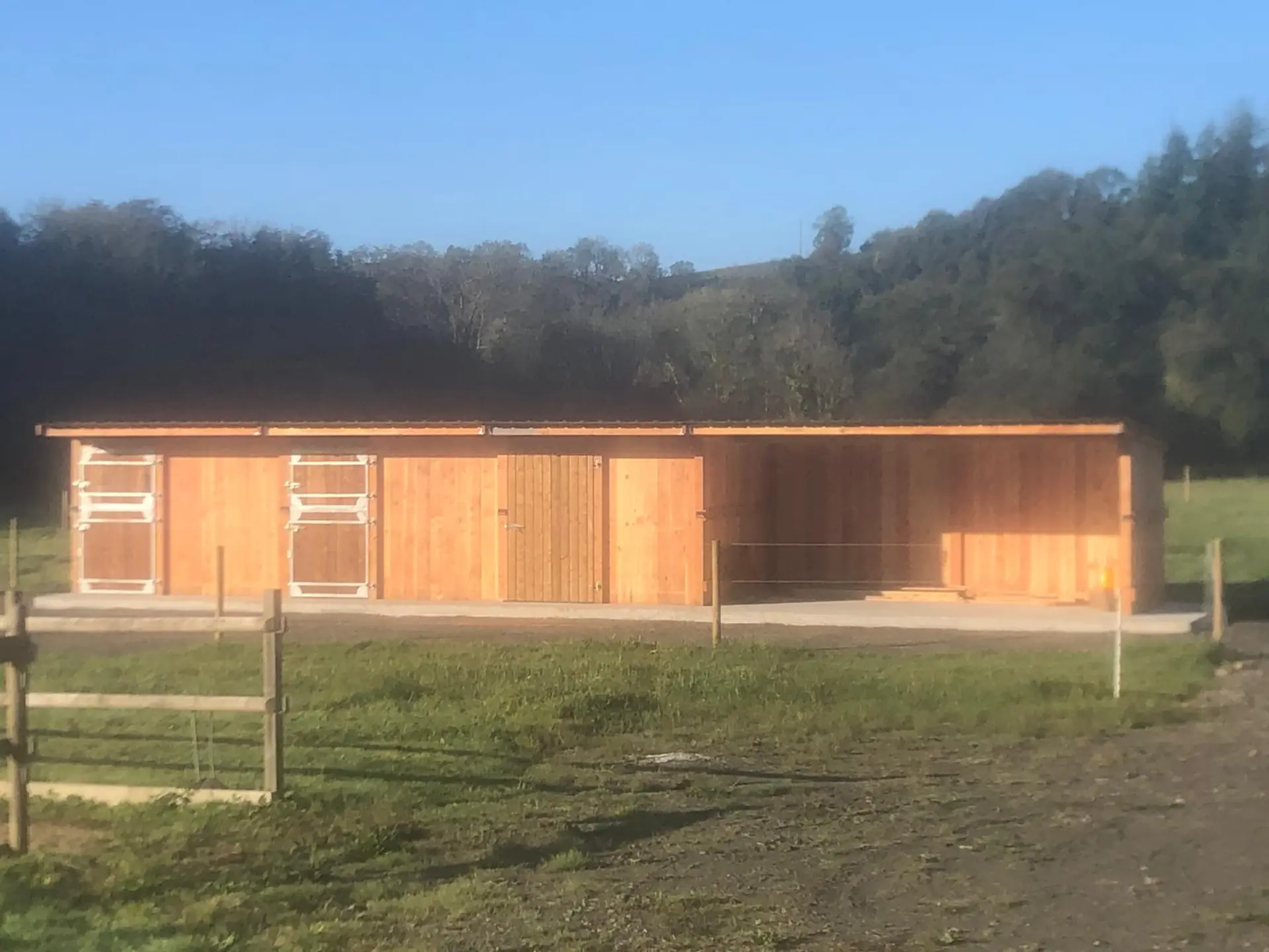 Pension box bois neuf carrière sable Lopérec